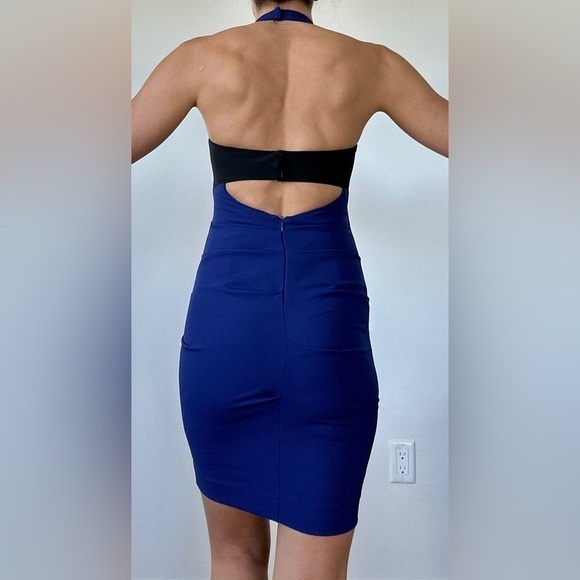 Nicole Miller Halter Dress Cocktail Flattering Ruched Waist Size 4 - Picture 4 of 8